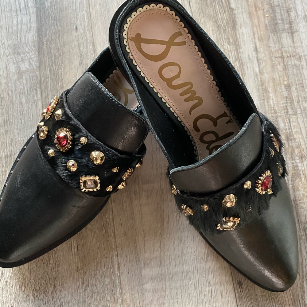 Black Mule // embellished with fur small heel